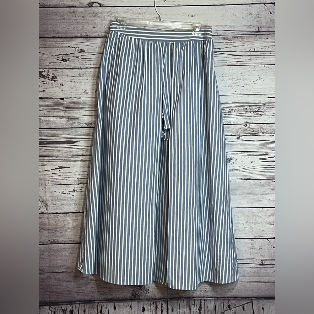 New Look open skirt with shorts